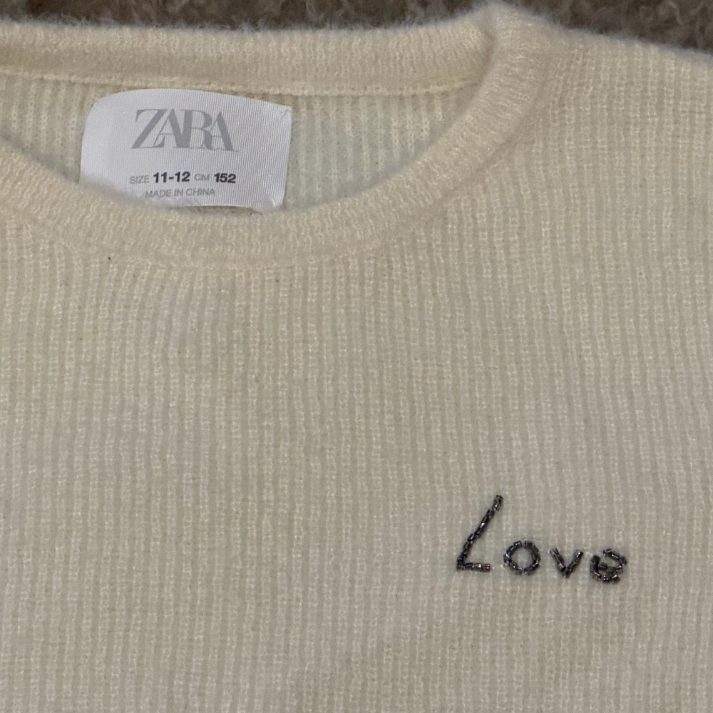 Zara Ivory Knit Top with Love Detail youth size 11-12